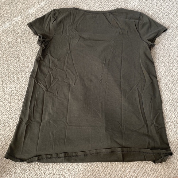 🚫SOLD🚫 Lululemon Knot A Problem Tee - Picture 6 of 6